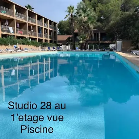 Les Appartements De La Marina Sanary-sur-Mer Exterior foto